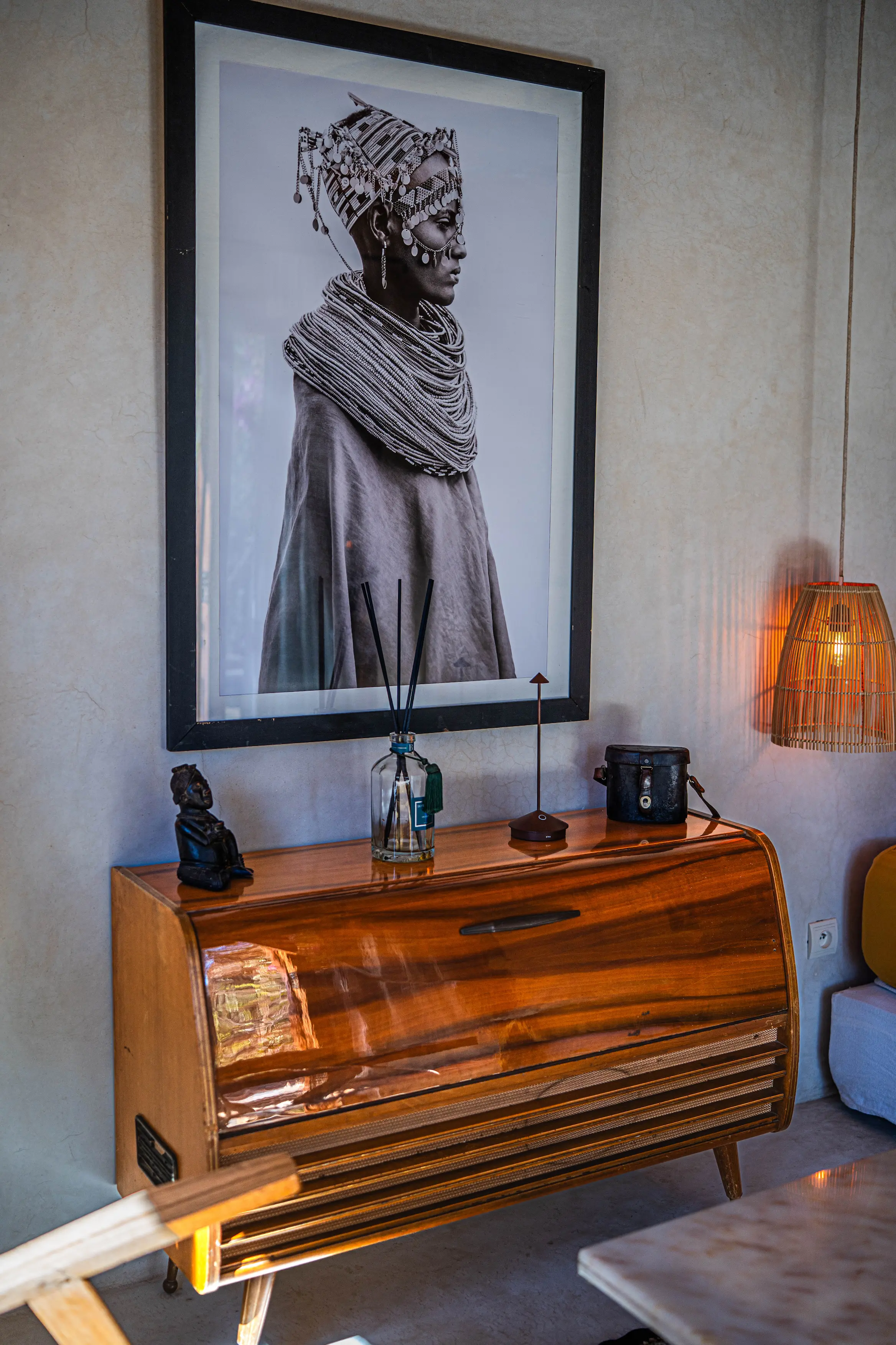 Rustic chic interior design blending modern luxury with farm heritage